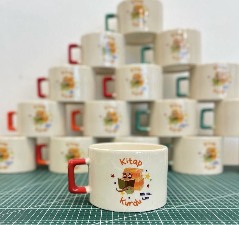 Kitap Kurdu Kupa (İsme Özel)