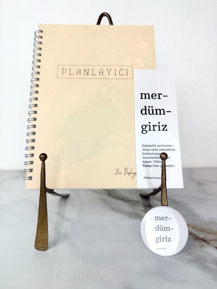 Minimal Planlayıcı & Ayraç & Rozet Seti