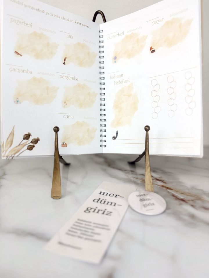 Minimal Planlayıcı & Ayraç & Rozet Seti