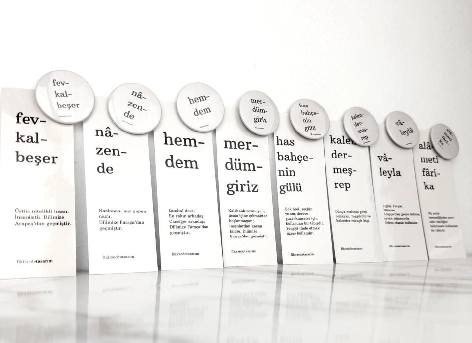 Hisli Kelimeler Ayraç & Rozet Seti