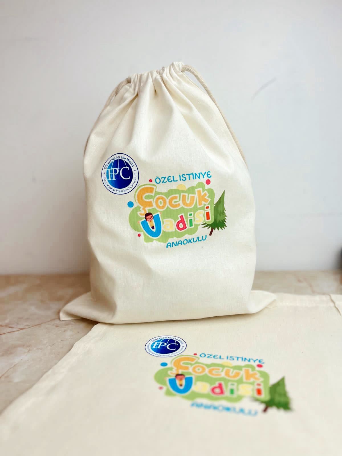 Anaokulu Yedek Kıyafet Kesesi